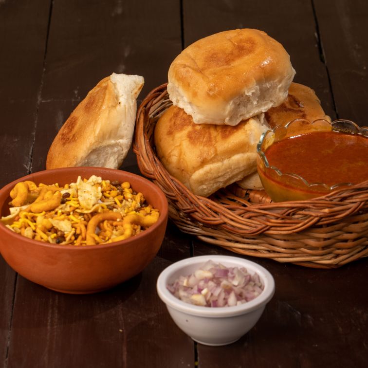 Misal Pav